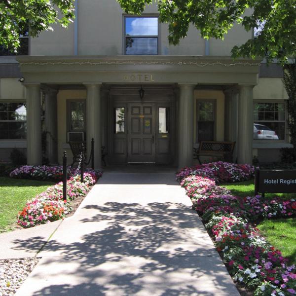 The Windermere Manor Hotel & Conference Center Лондон Екстериор снимка
