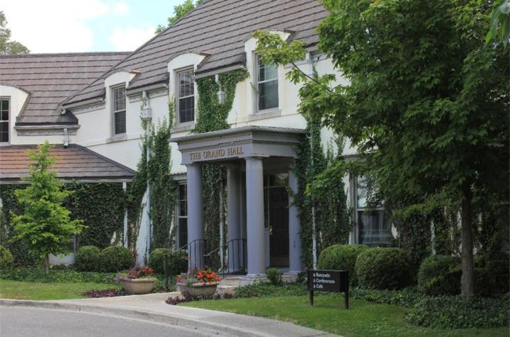 The Windermere Manor Hotel & Conference Center Лондон Екстериор снимка